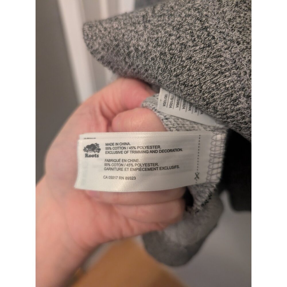 Roots Beaver Logo Grey Crew Sweater/Sweatshirt, Size M - Picture 6 of 8